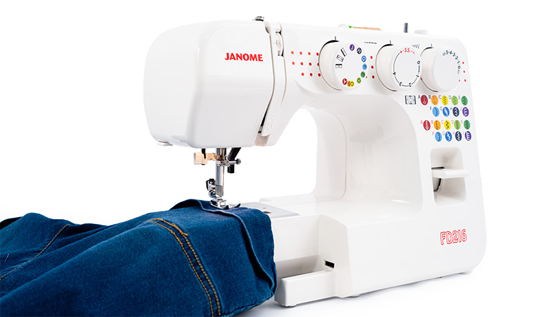 Janome FD216 Free Arm Length of 70mm from Needle